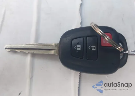 2017 Toyota Highlander Le/Le Plus z USA, uszkodzony, nr VIN 5TDBZRFH4HS460545